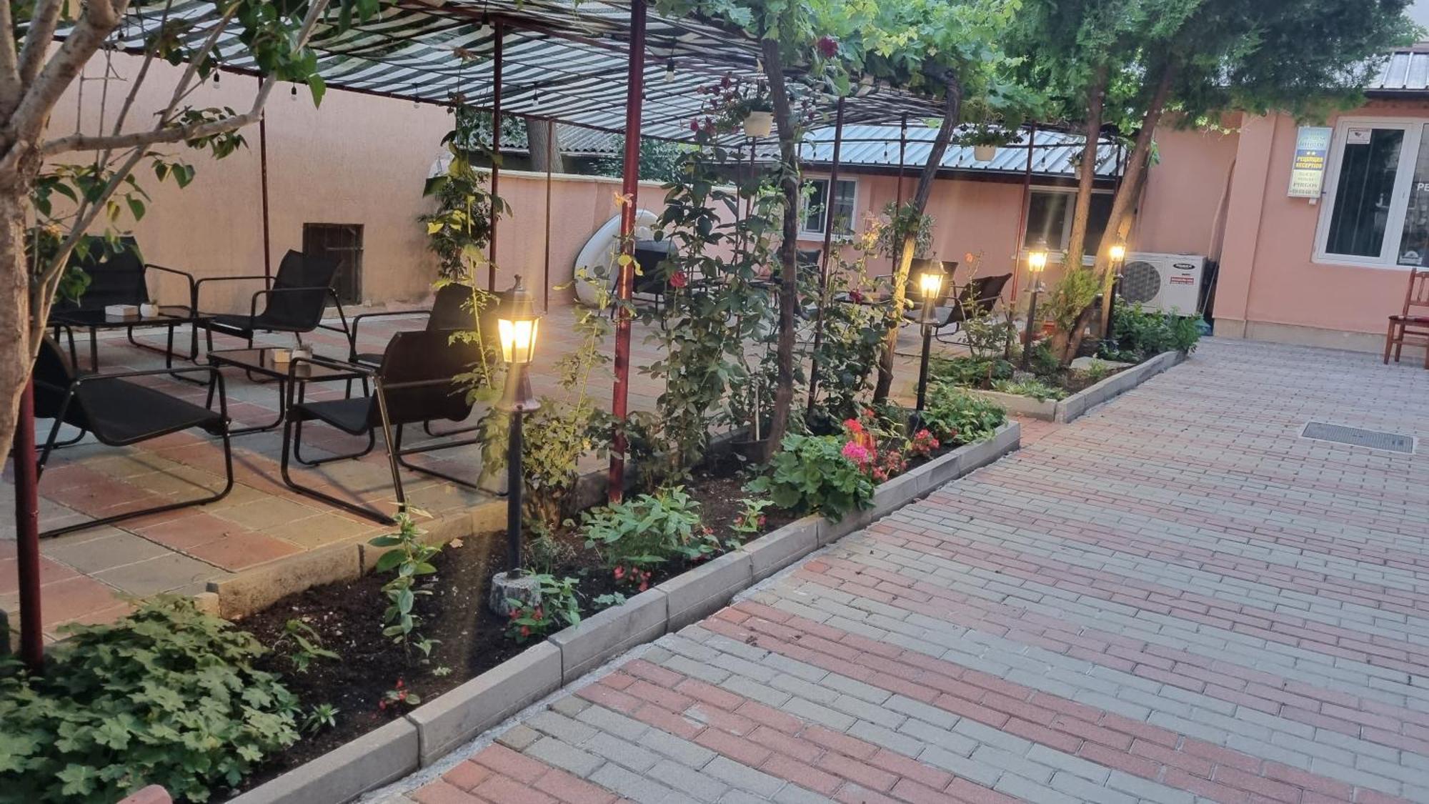 Къща За Гости Пиргос Burgas Exteriör bild